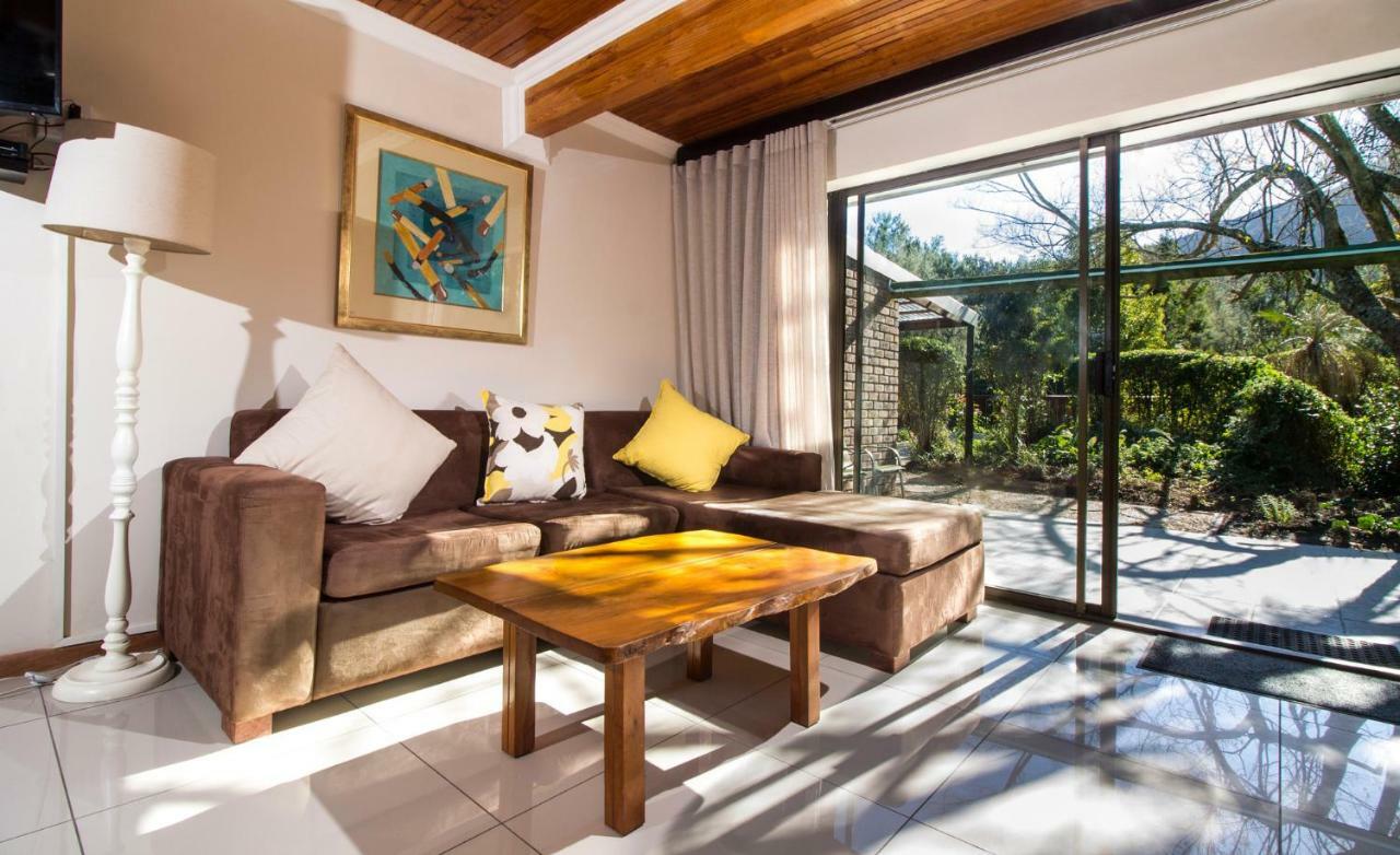 Tsitsikhaya Lodge Stormsrivier Buitenkant foto